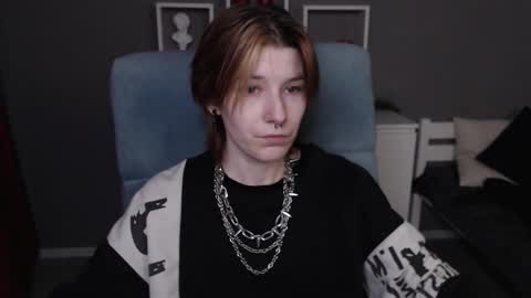 guitarandangell online show from February 9, 4:59 am