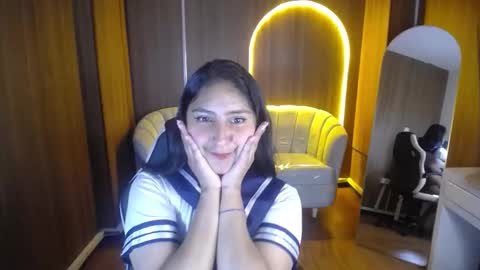 Snapshot of gumball_b chatting on October 23, 3:45 am gumball_b online show from October 23, 3:45 am