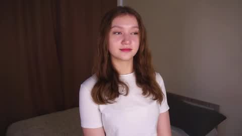 Molly online show from April 11, 5:13 am