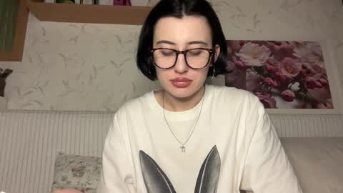 Snapshot of h3l9a_pataki chatting on October 6, 4:34 pm Helga online show from October 6, 4:34 pm