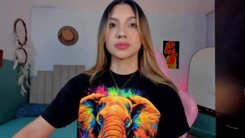 Paulina  online show from April 11, 1:44 am