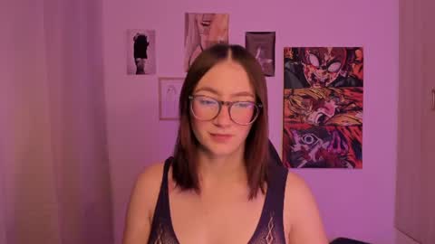 haanna_thompsoon online show from July 16, 2:38 am