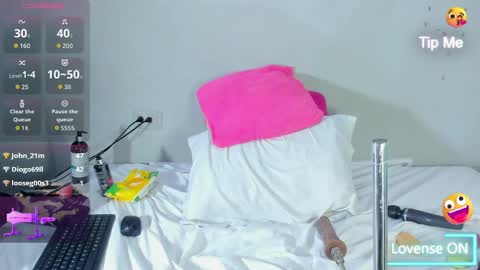 Hailey online show from April 5, 10:58 am