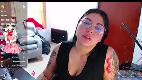 Hanna online show from December 2, 8:33 pm