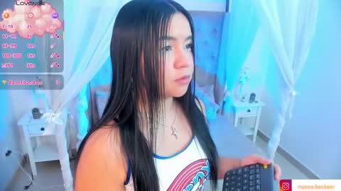 hanna  online show from February 2, 4:11 am