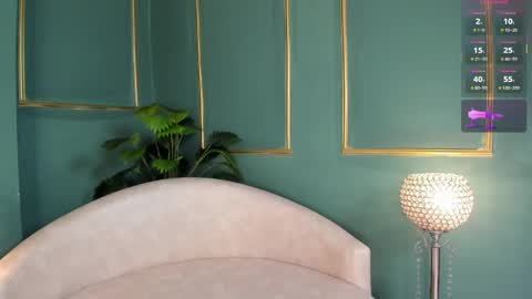     online show from April 1, 12:33 am