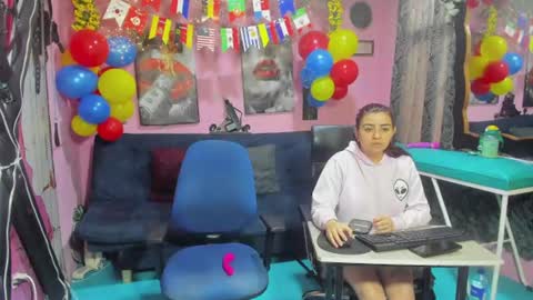 Hanna online show from June 18, 12:10 pm