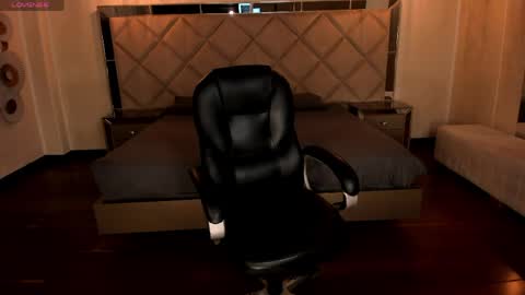  Hanna Connor  online show from March 22, 11:44 pm