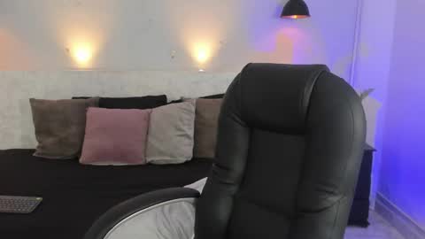 hannah__gray online show from November 14, 4:29 pm