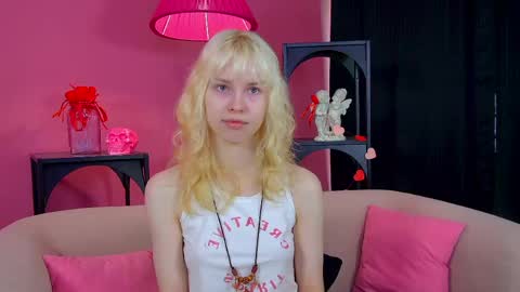 Hannah online show from May 7, 6:39 am