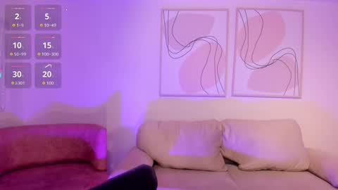 HANNAH J online show from February 22, 1:34 pm