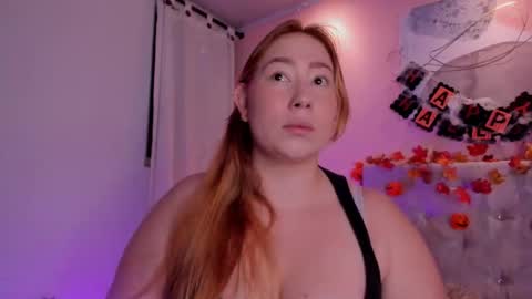 hannamartinn_ online show from October 24, 3:30 pm