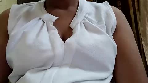 Sweety online show from March 4, 2:17 am