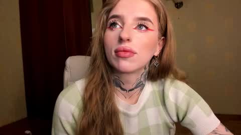 Julia online show from March 7, 5:25 am