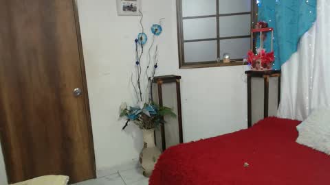 harley_quinns1 online show from March 5, 8:26 pm