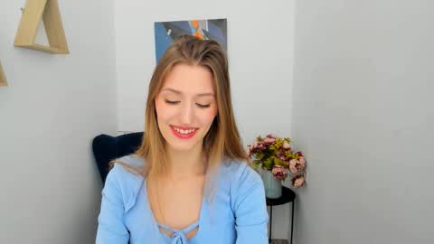 heartedlove_1 online show from March 6, 4:18 am