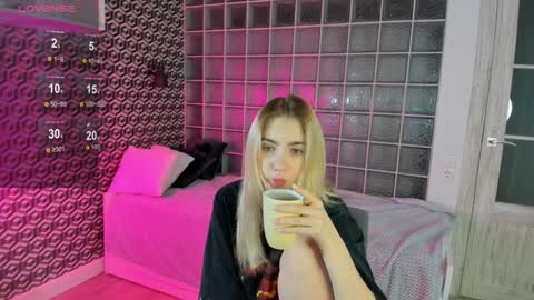 hearty_heart online show from February 6, 7:02 am