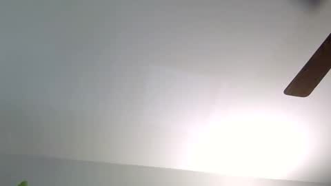 heatwavee online show from April 24, 2:20 pm