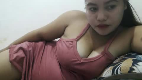 heavenlyeyes69 online show from March 2, 6:14 am