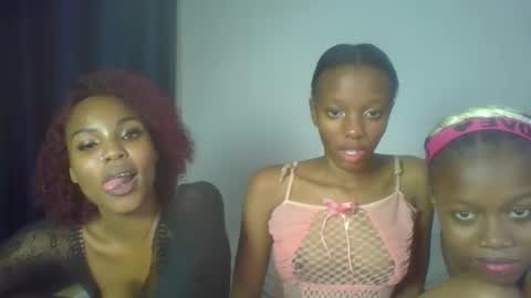 heilybunny online show from April 21, 1:42 am