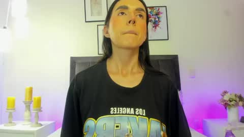 Helen  online show from April 16, 12:49 pm