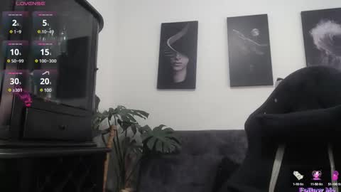 HELENA  online show from September 15, 2:36 pm