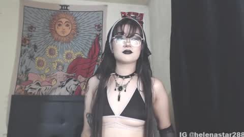 helenamorningstar online show from October 31, 2:46 am