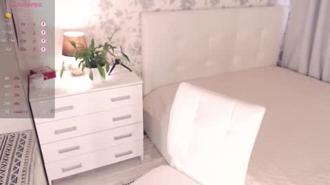 Helena Bonham online show from October 14, 7:00 am