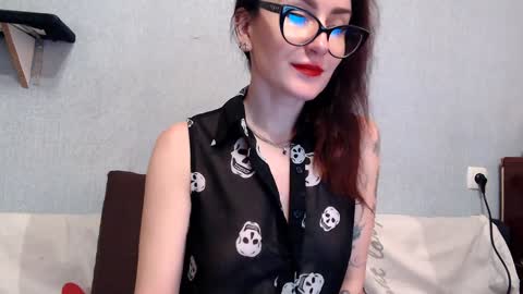 HelenRed online show from February 7, 10:40 am