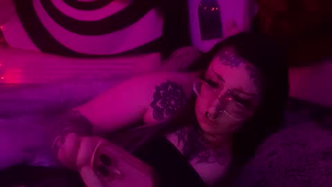 Bunnie Rotz online show from April 23, 4:09 am