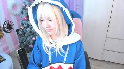 Laura online show from February 6, 4:49 am