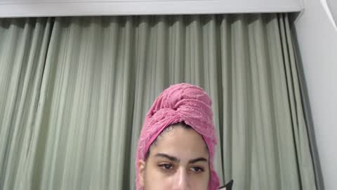 Hellen online show from December 9, 2:28 pm