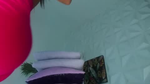 hellen     online show from January 13, 7:18 pm