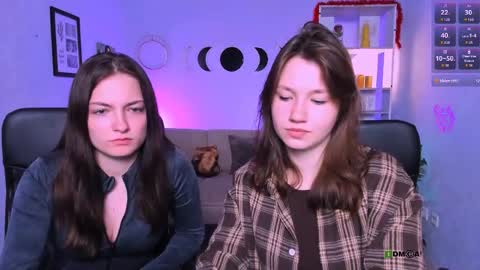 Helli online show from March 26, 8:54 pm