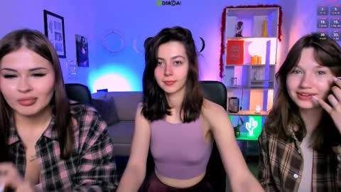 Helli online show from March 31, 7:14 pm