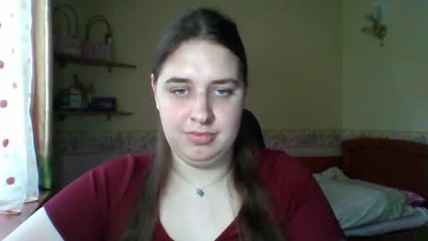 hess_luna_ online show from June 2, 9:21 am