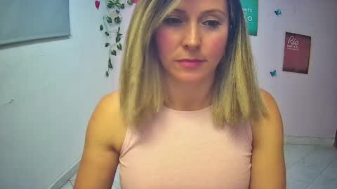 Hestesiaxx online show from April 4, 12:53 am