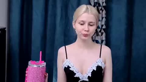 Popsy Risha online show from July 30, 10:32 pm