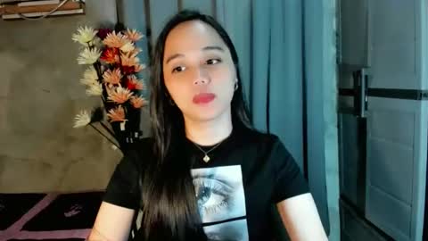 hilarymolly online show from February 5, 9:40 pm