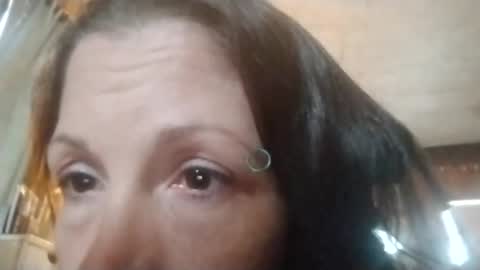 SparkledLooks online show from February 10, 7:49 pm
