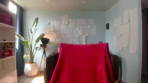 Hinnata online show from November 30, 6:23 pm