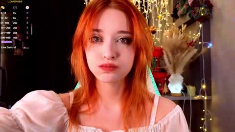 Ella online show from December 5, 7:59 pm