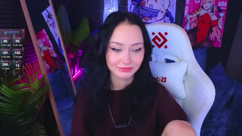 Snapshot of holly_berryy_ chatting on September 14, 2:09 am holly_berryy_ online show from September 14, 2:09 am