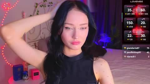 Snapshot of holly_berryy_ chatting on September 28, 1:56 am holly_berryy_ online show from September 28, 1:56 am