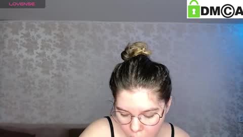 Snapshot of holy_michela chatting on January 17, 6:04 am Welcome guys  Pleasure to see you all here  My name is MichaelaTip menu is active Private is open  online show from January 17, 6:04 am
