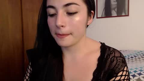 Honey Aynu online show from October 1, 7:08 pm