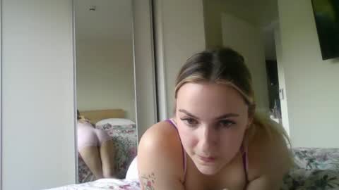 honeyblakex online show from May 21, 3:15 am