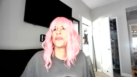 honeybunny42069 online show from May 28, 8:18 pm