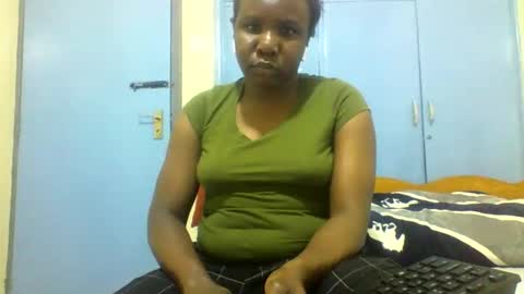 Snapshot of honeymuny chatting on October 28, 9:41 pm Honeymuny online show from October 28, 9:41 pm