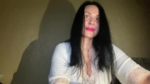 honeyvibe26 online show from May 8, 7:05 pm